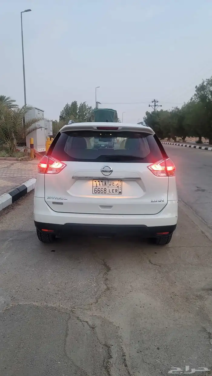 جيب نيسان اكس تريل موديل 2016 2