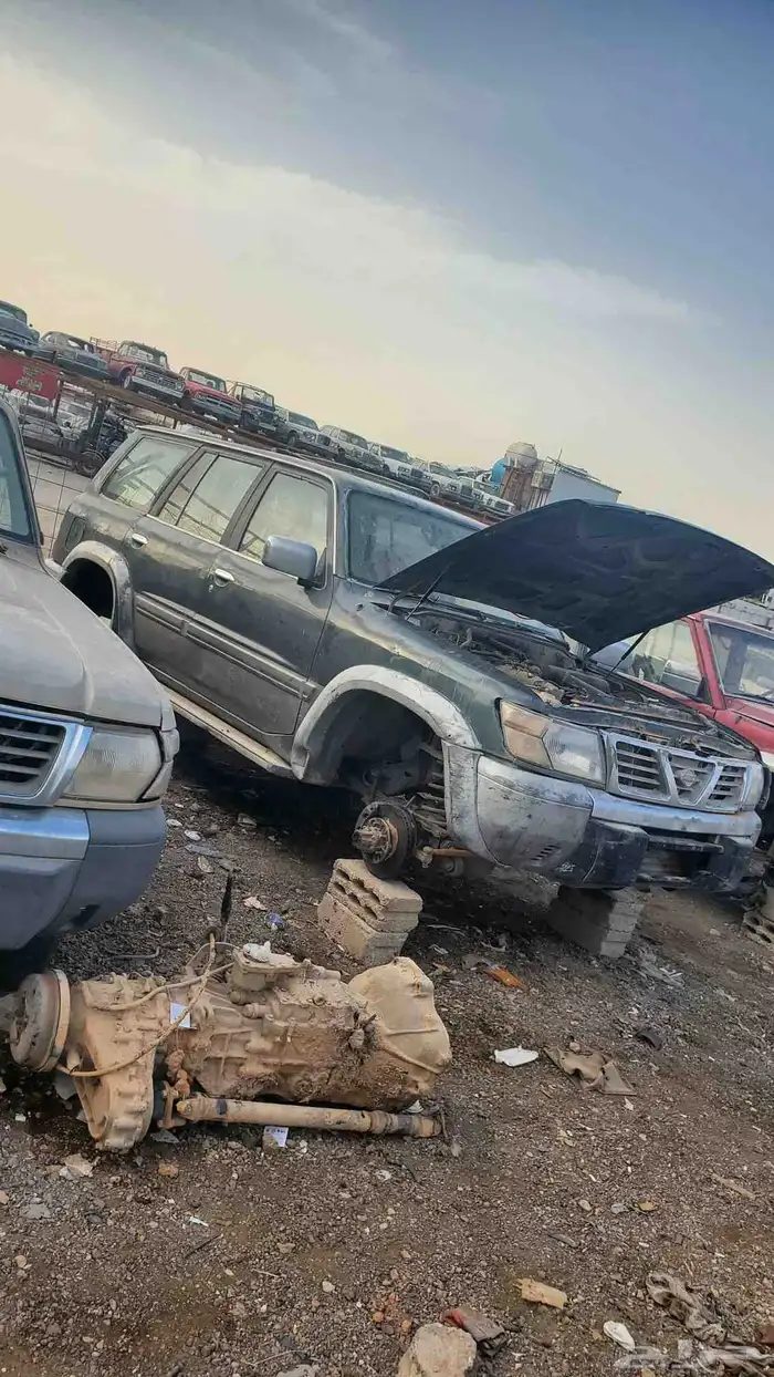 نيسان 6