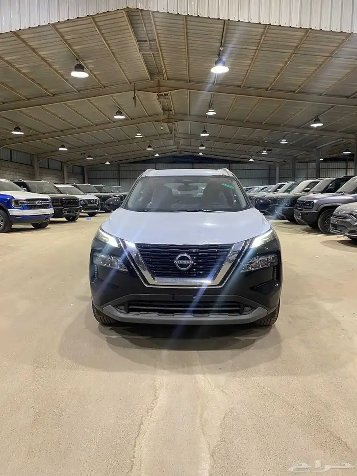 اكس تريل SVبلس نص فل اصفار جديد 2025 2