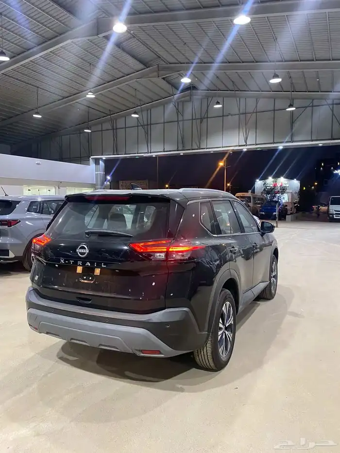 اكس تريل SVبلس نص فل اصفار جديد 2025 5