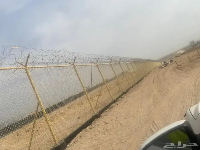 نحن نقوم بتوريد وتركيب جميع انواع الشبوك 2