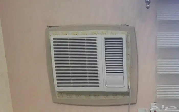 للبيع مكيف شارب نظيف و استخدام قليل 2
