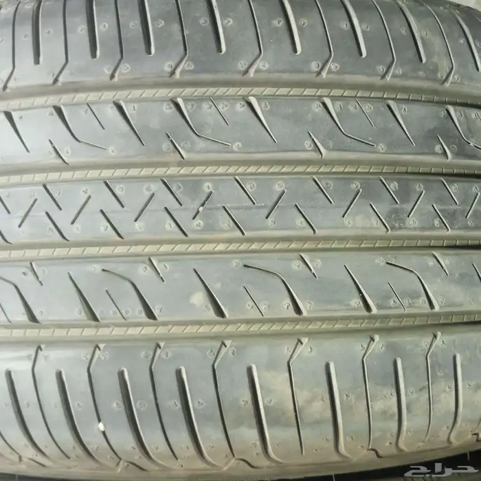كفرات جدير مقاس 235 50 19. التاريخ 2023 سبوع 38 5