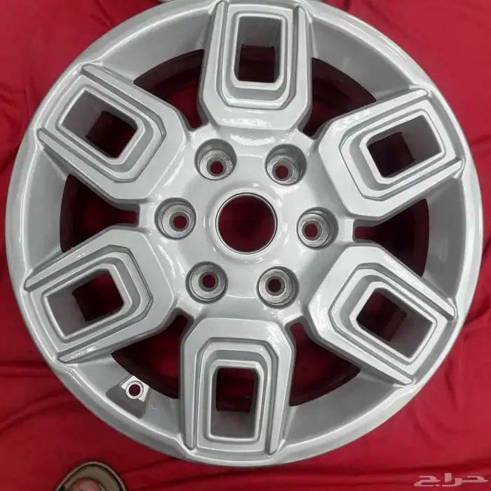 يتوفر لدينا جنوط ستاريا اصلي وكالة 3