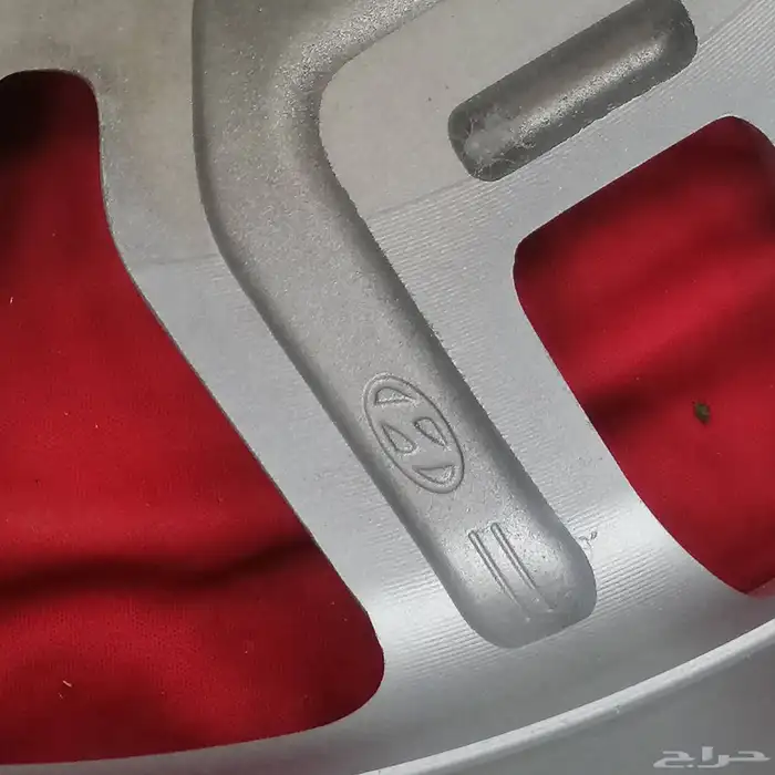 يتوفر لدينا جنوط ستاريا اصلي وكالة 7