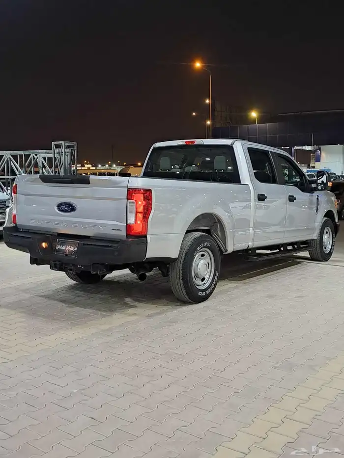 فورد الف 350 الموديل 2019 5