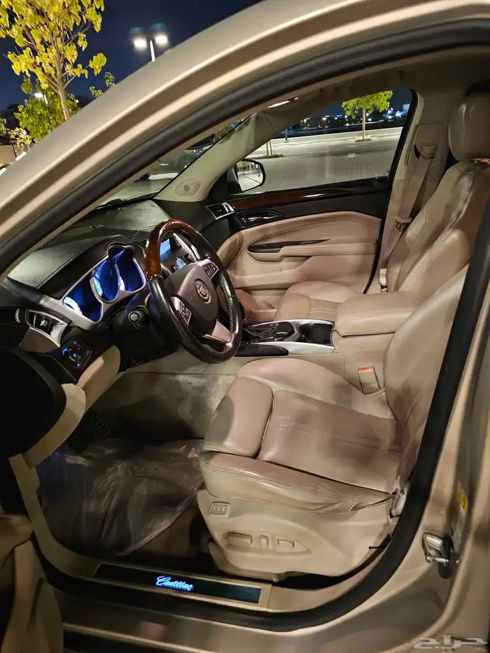 Cadillac SRX4 2012. 145000 KMS. PAKISTANI OWNER 8