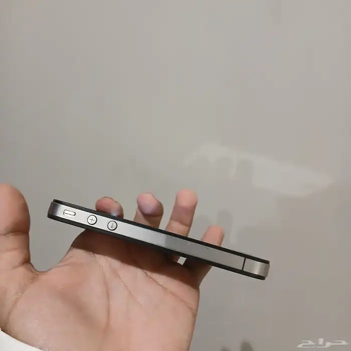 ايفون 4 4