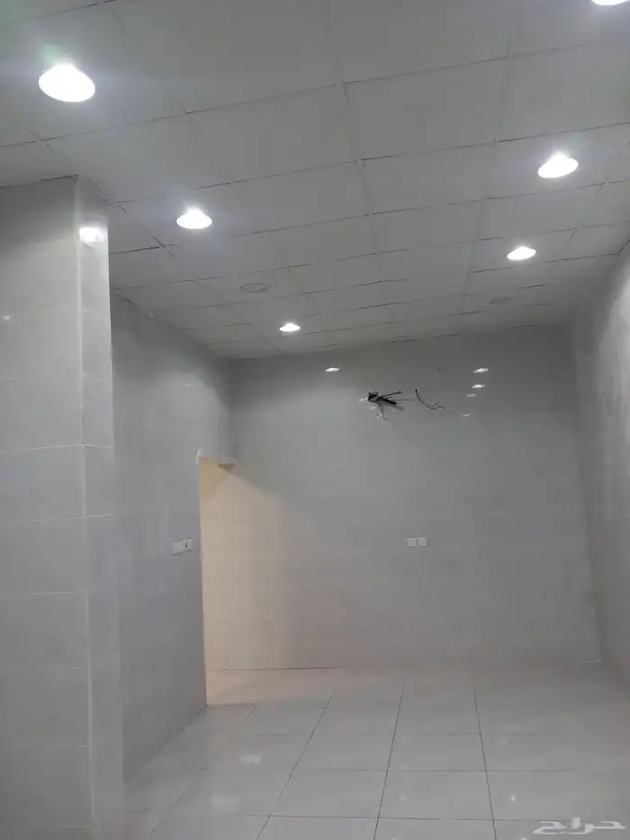 محل للتقبيل مجهز للتواصل 8