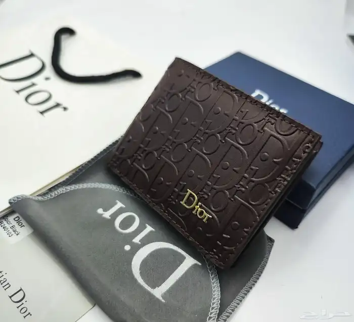 أبواك ماركات عالمية وملحقاتها مجانا وسعر واحد 44