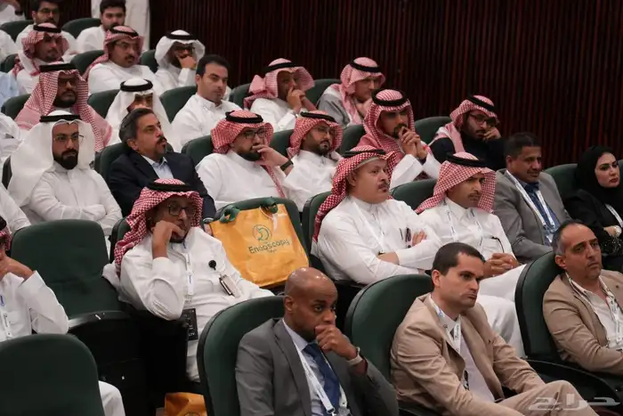 مصور احترافي للعقارات والشركات والمناسبات والمطاعم 9