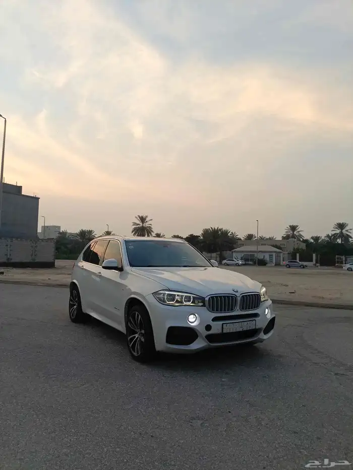 بي ام اكس فايف اعلى فئة X5 1