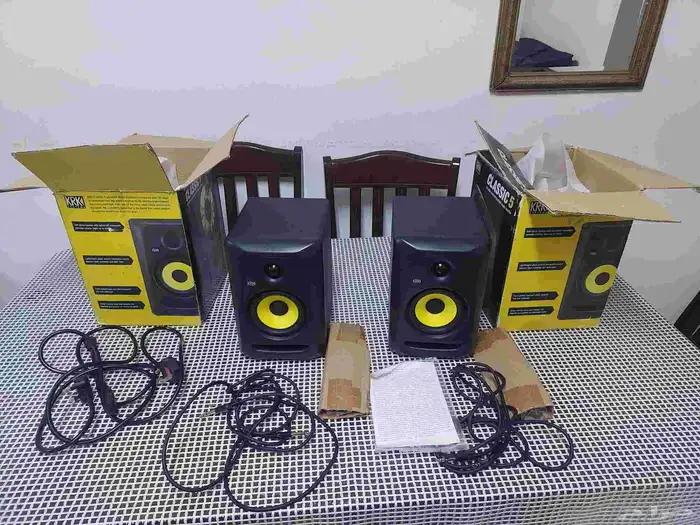 سماعات استديو احترافية moniter ماركة KRK 0