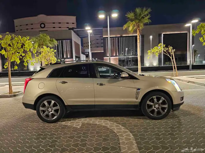 Cadillac SRX4 2012. 145000 KMS. PAKISTANI OWNER 4