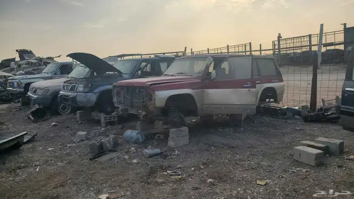 نيسان 1