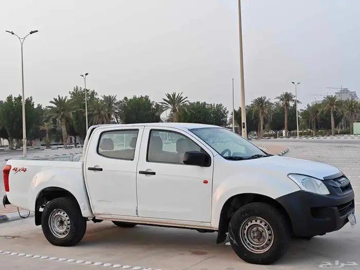 ايسوزو ديماكس 2013 2