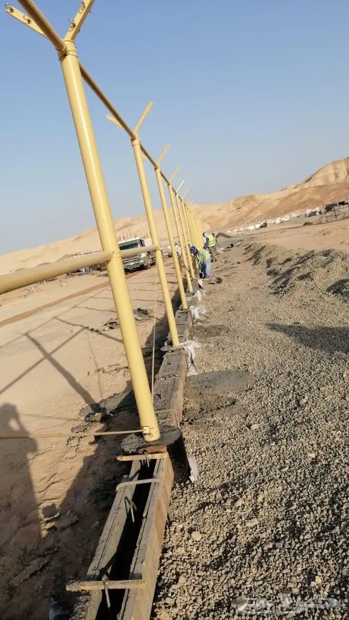 نحن نقوم بتوريد وتركيب جميع انواع الشبوك 1