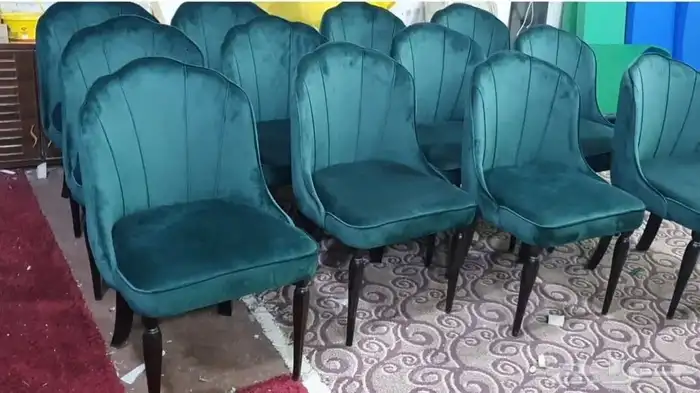 تنجيد كراسي تغير قماش وسفنج وتنجيد تفصيل كنب كراسي 5