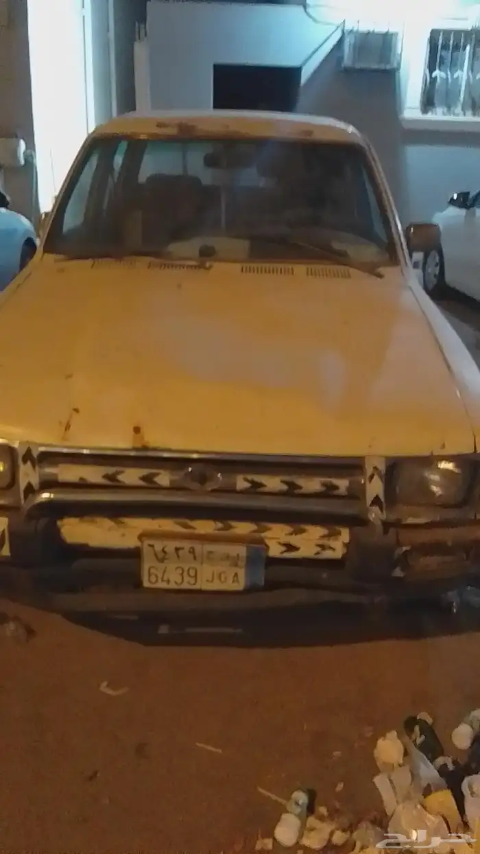 سيارة هاي لوكس 2