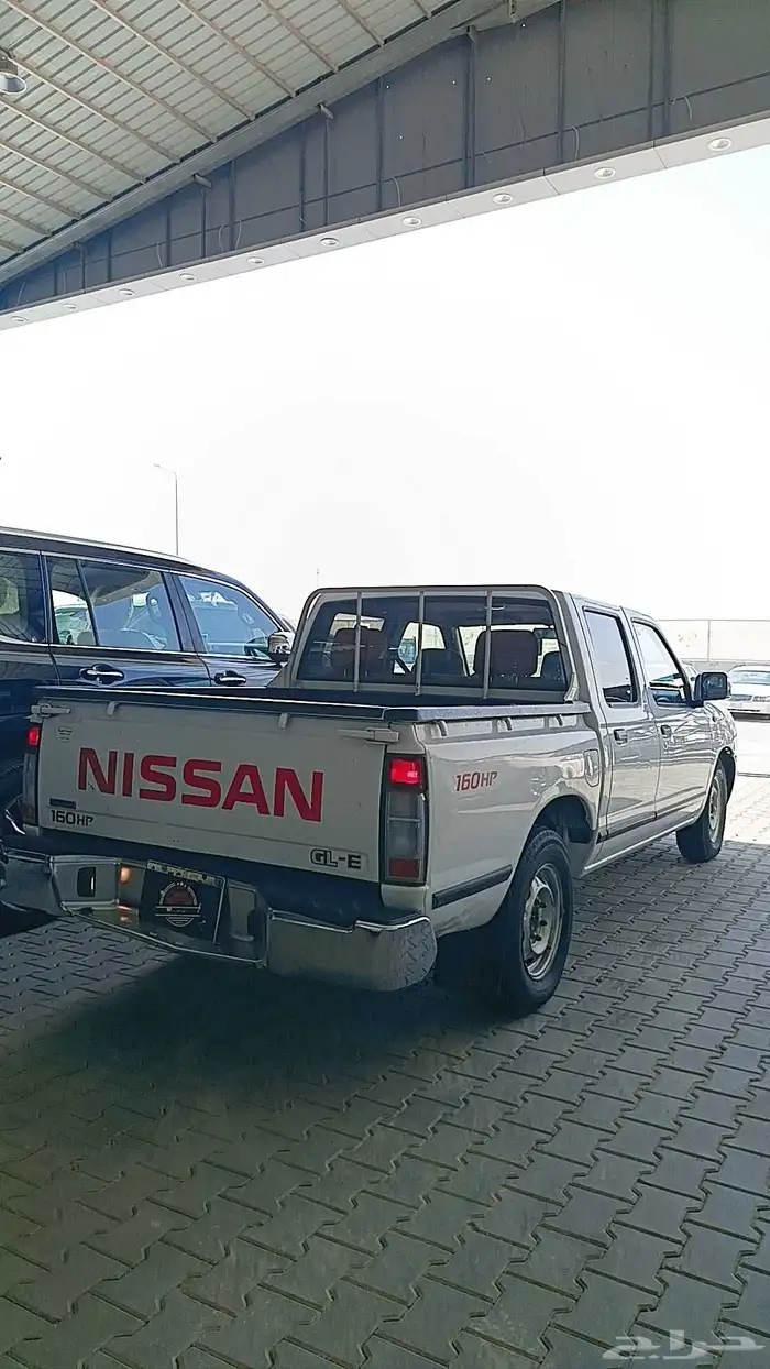 نيسان دادسن 1