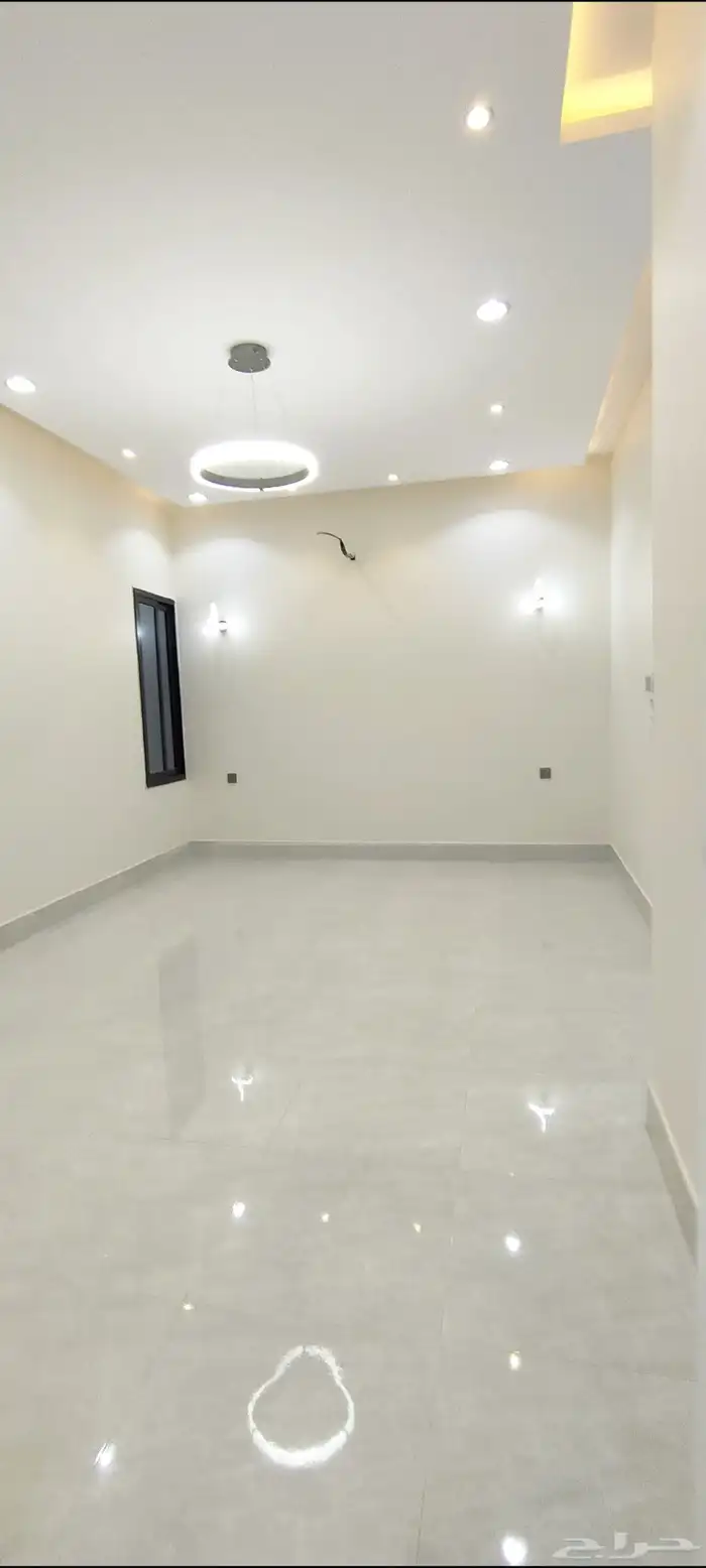 للبيع شقق ارضية وشقق علويه ليها المحاله 28