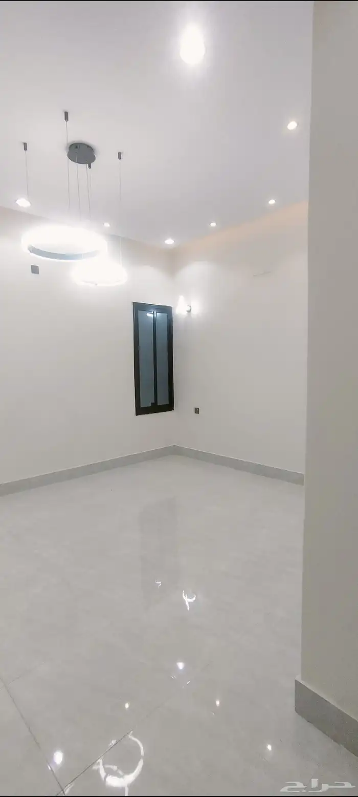 للبيع شقق ارضية وشقق علويه ليها المحاله 9