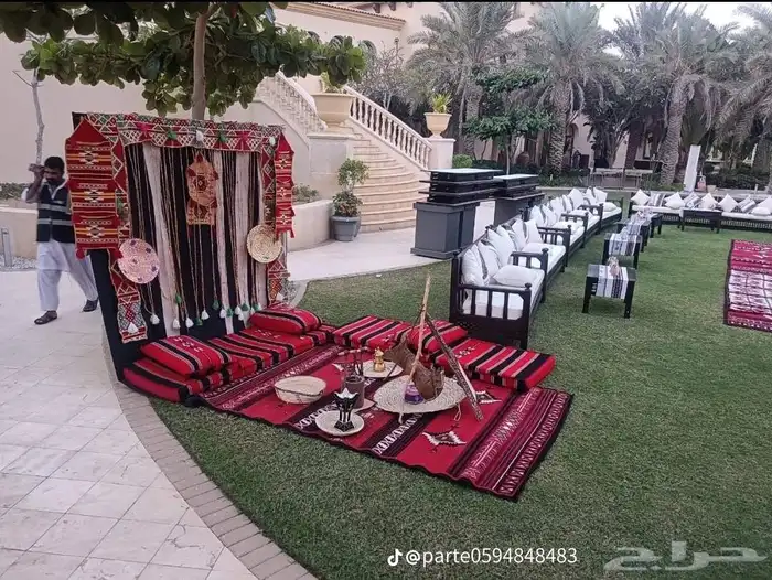 تأجير خيم تأجير كراسي وطاولات 0