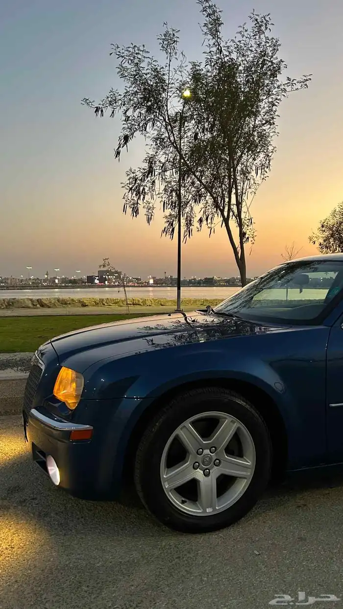 كرايزلر C300 2010 هيمي ممشى 108 الف 4