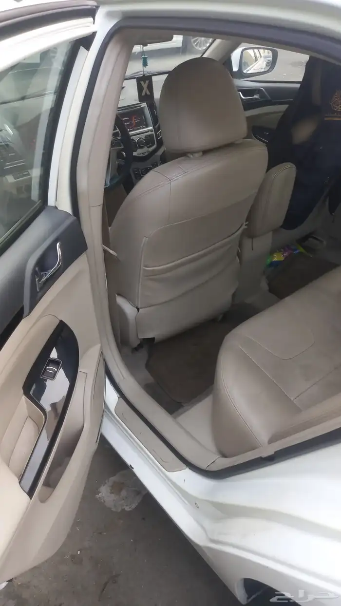 BYD F5 2014 3