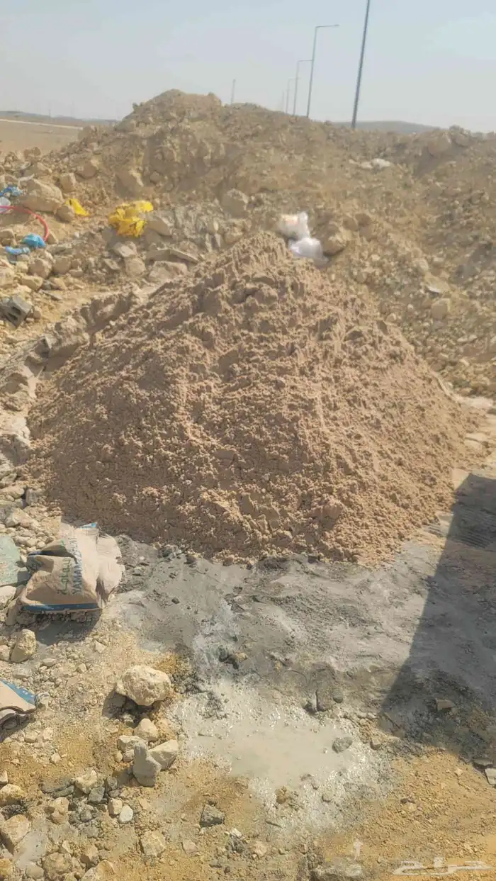 متوفر لدينا جميع مواد بناء بندوره انترلوك بلاط مصدات 24