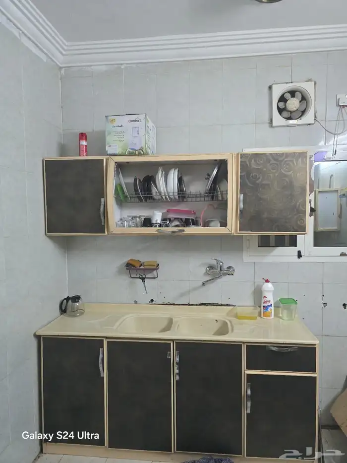 مكيف كبير و سرير حديد دورين جديد 0