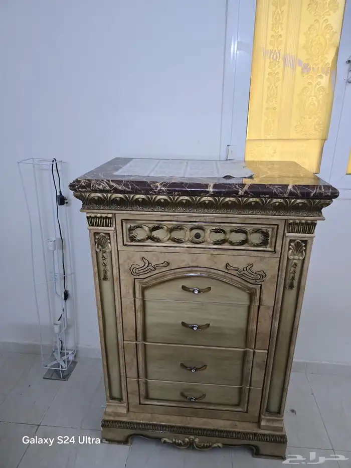 مكيف كبير و سرير حديد دورين جديد 4