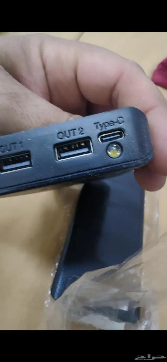 بور بنك غريب وعجيب تقدر تبدل البطاريات يعمل ساعات طويلة حسب 7