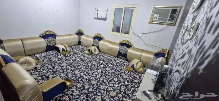 مجلس تفصيل 4.5 متر   3.5 متر بالسجاده 4