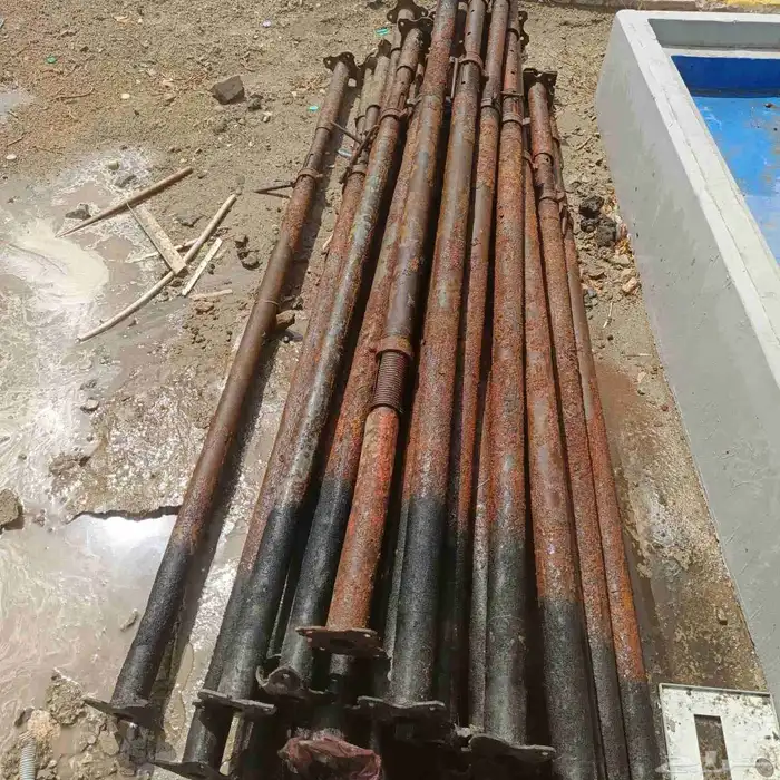 25 جاك للبيع جاكات بحاله ممتازه بس يحتاجو شويه نظافه بالديزل 0