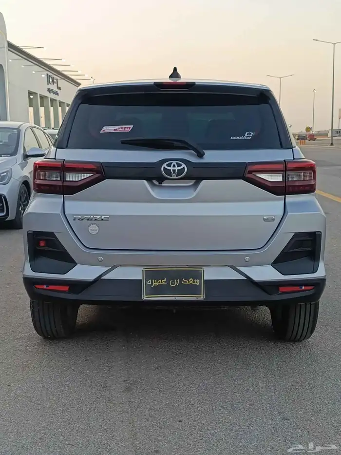 تويوتا رايز موديل 2024 نص فل 3
