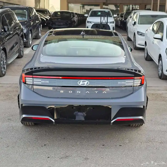 هونداي سوناتا 2025 بريميوم خليجي السعر 129 شامل الضريبة 18