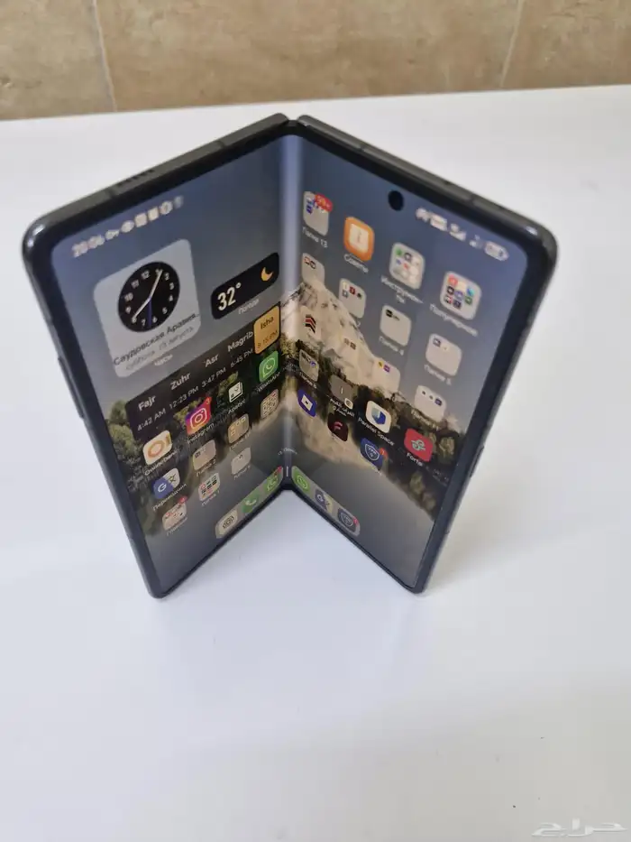 Honor Magic v2 0