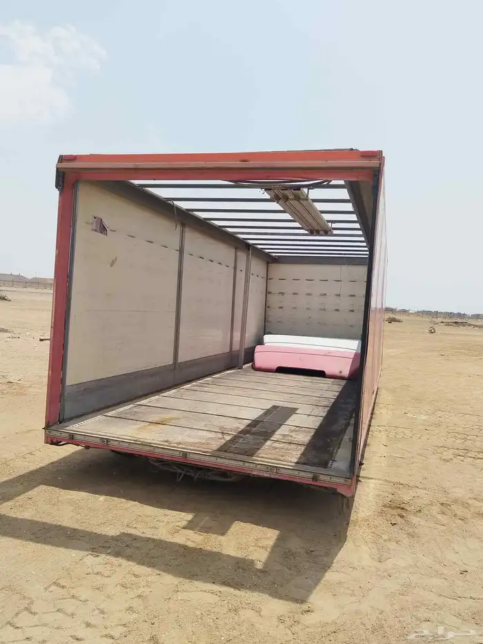 للبيع صندوق المنيوم اوربي 4