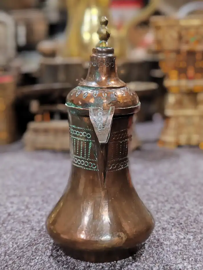 دلة حمصية منقوشة كفو 3