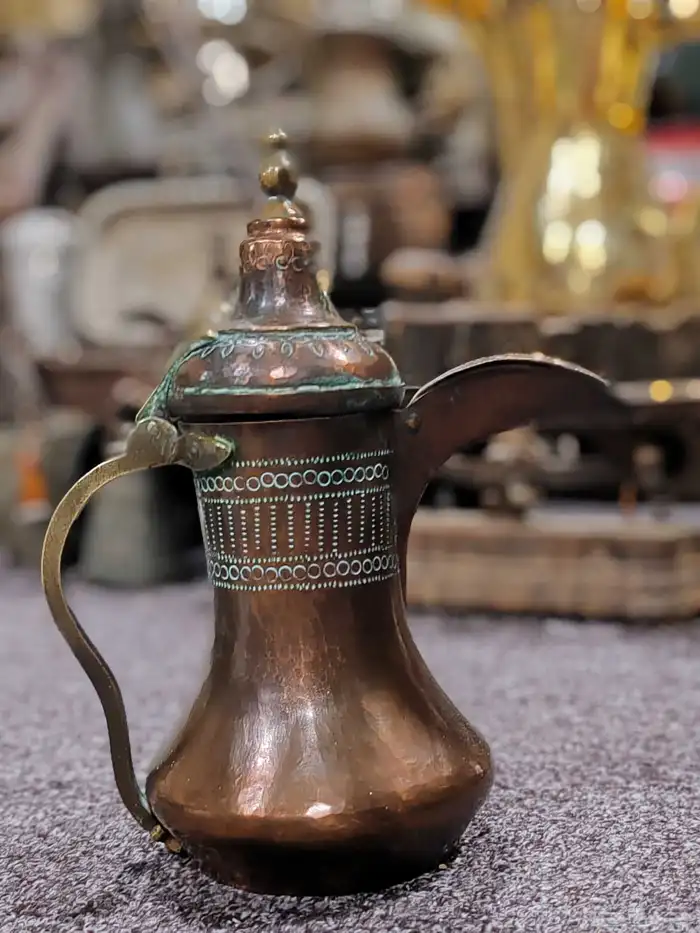 دلة حمصية منقوشة كفو 0