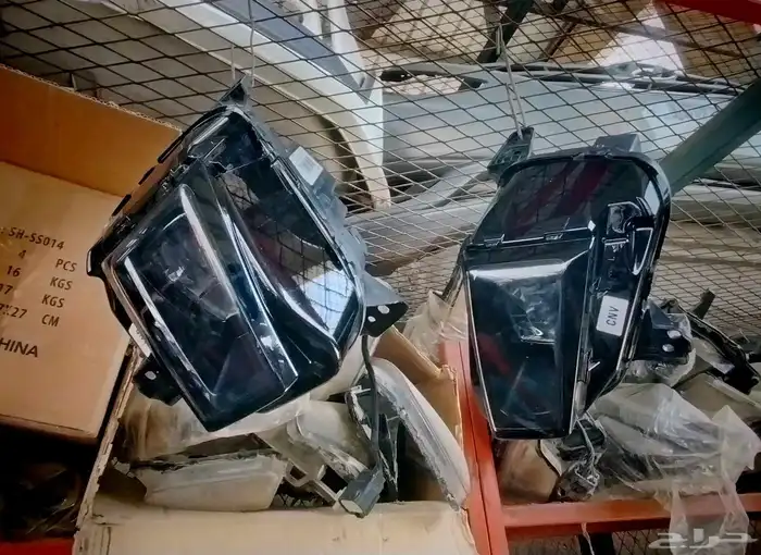 كشافات فورد تورس 2023 اصلي وكاله 0