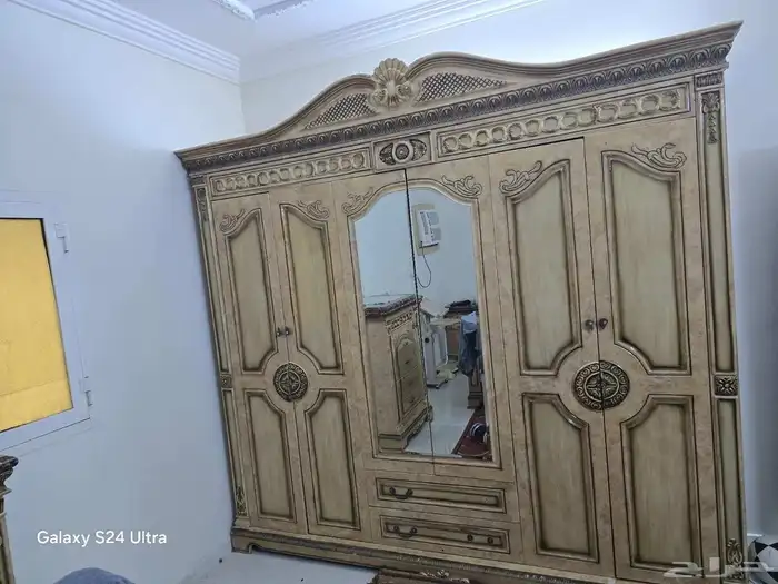 مكيف كبير و سرير حديد دورين جديد 3