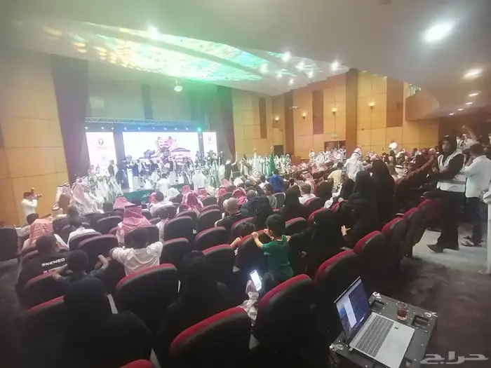 شاشات اضاءات  صوتيات شرار  دخان 6