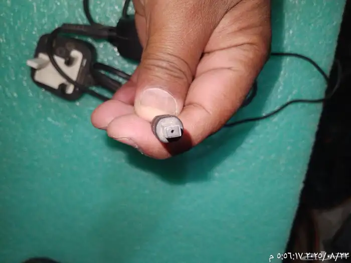 عيز شاحن لاب اصلي موجود شاحن كاميرا سوني موجود اصلي 4