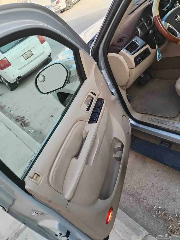 كاديلاك اسكاليد 2010 17