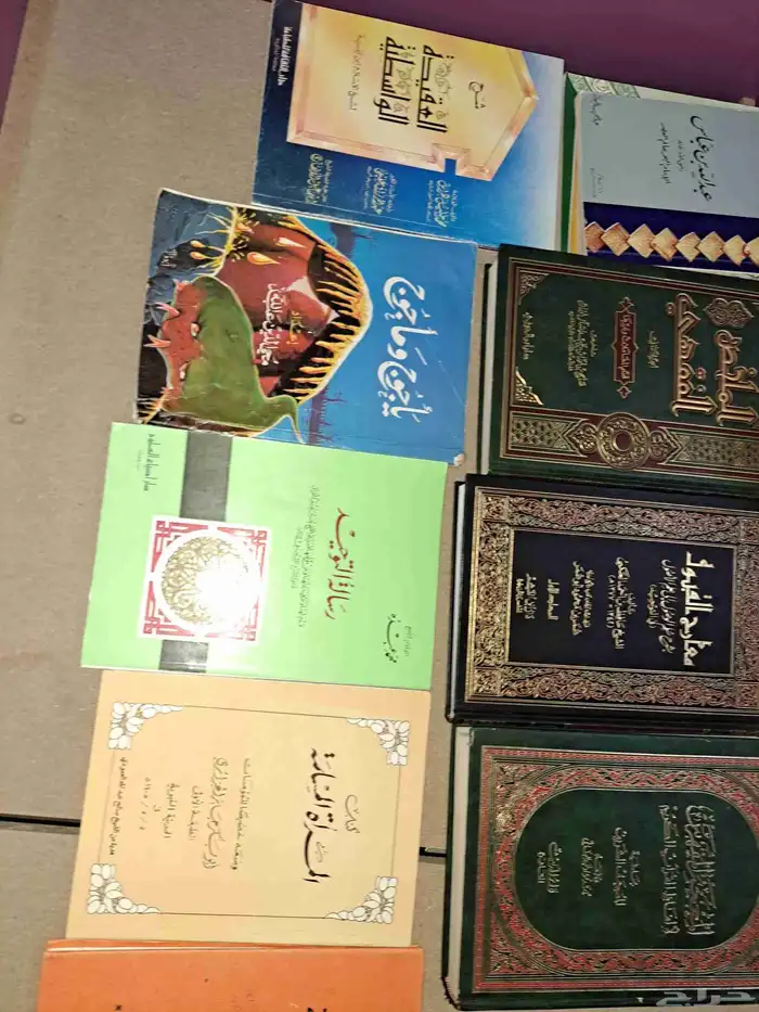 كتب متنوعة بحالة ممتاز ة 13