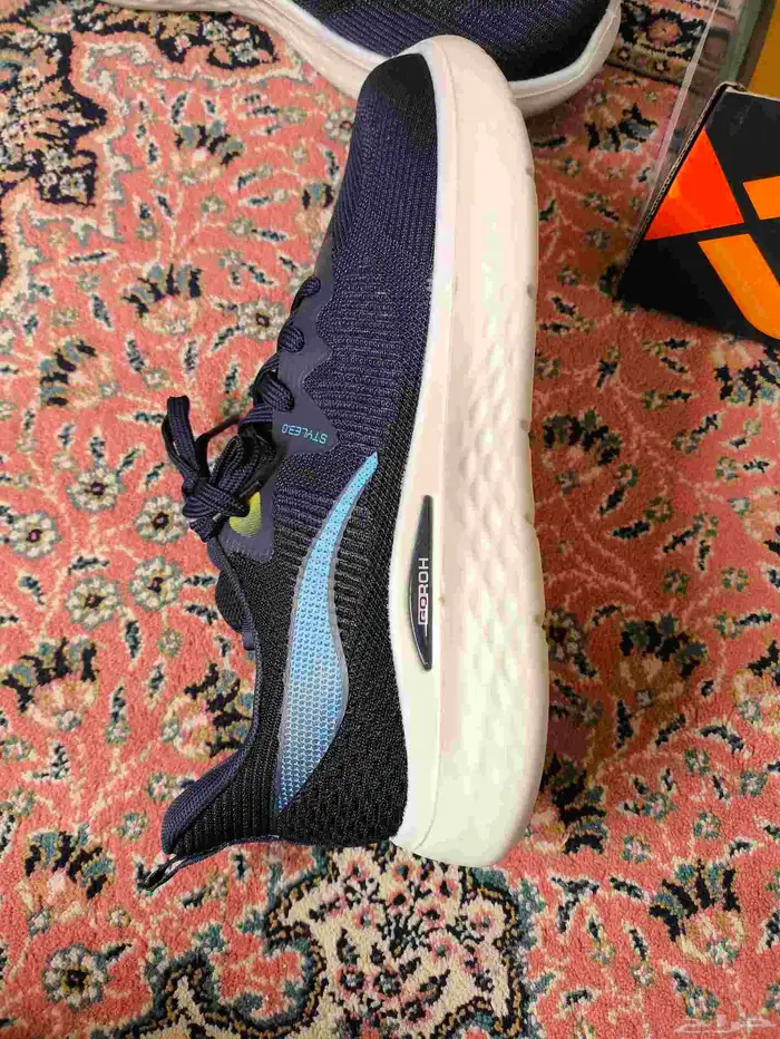 حذاء رياضي جديد للبيع 4