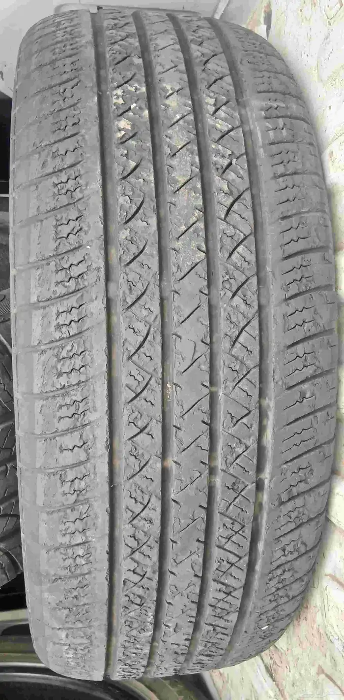 كفرات ماكسترك نضيفه نص عمر 5