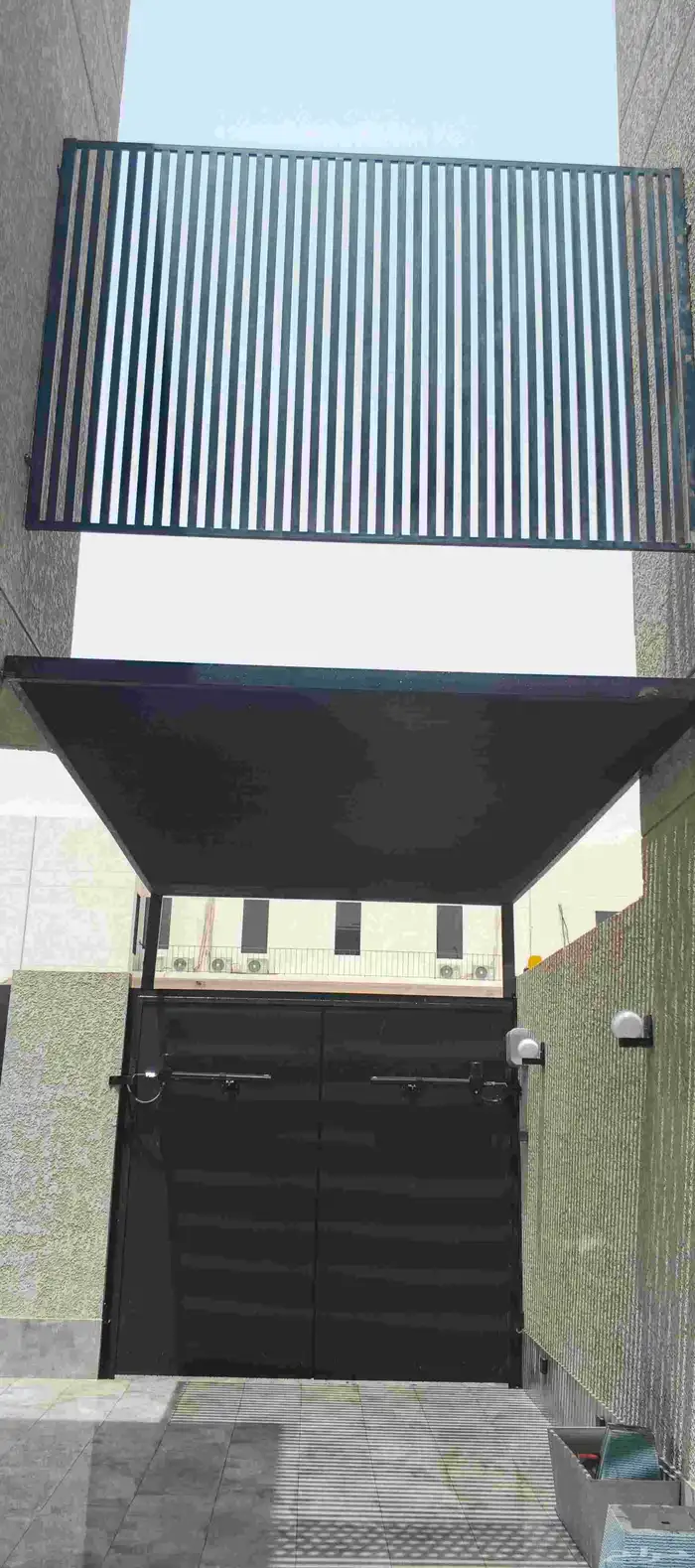 حداد ابوب شبكيك حديد زيجاج سكريت ابوب دكيور حديد قرمت 0